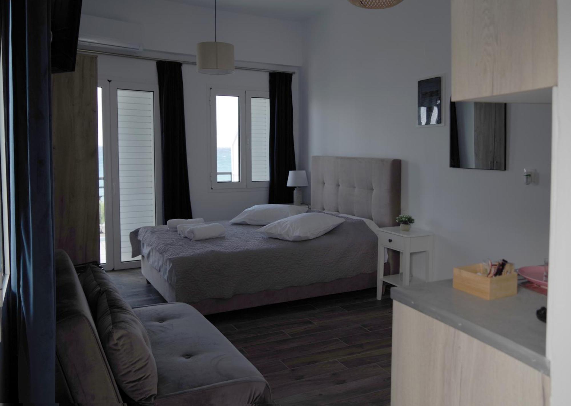Soso's -vacations Next To The Psari Forada